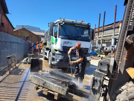 V poplavah je bilo veliko škode povzročene tudi na kulturni dediščini. (8)